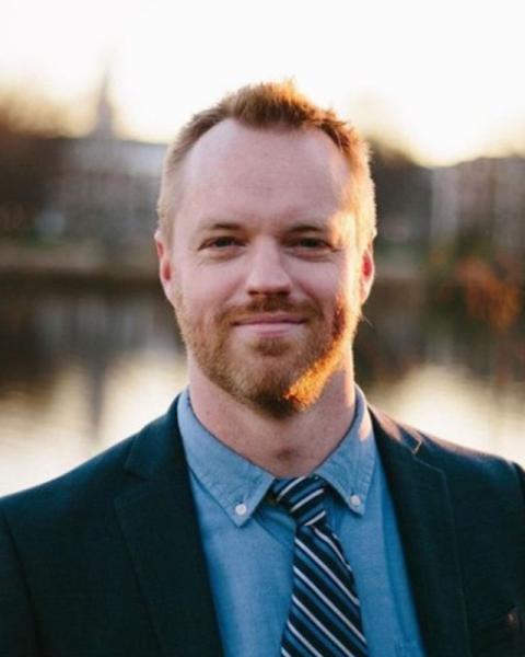 Headshot of Craig McDonald