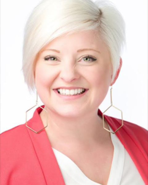 Headshot of Kristen Beck.