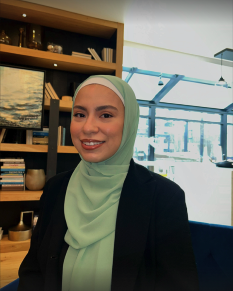 Gabie Flores headshot