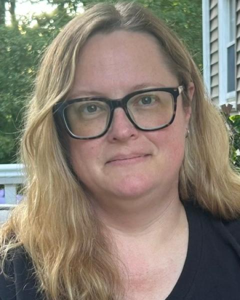 bio of lynn curran