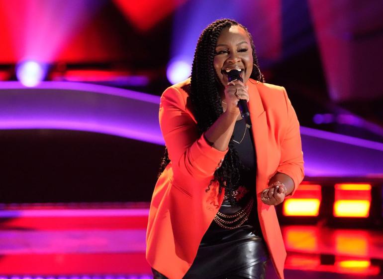Taylor Deneen performs onstage during Season 24 Episode 7 of The Voice.