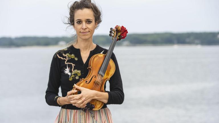 クラシック AMERICANFOLKMUSIC Brittany Haas Awarded 2025 Eisenson Family Prize for American
