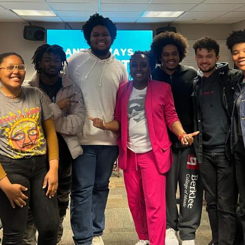 Ledisi stands with BSI Ambassadors and Program Advisor Savannah McLean after her Q&A session in May 2023