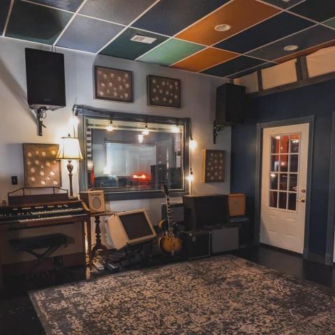Brunjo Studio interior shot, recording studio