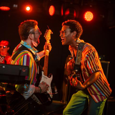 Enrique Perez gets FUNKY