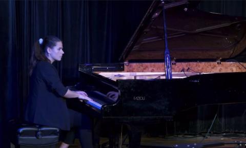 Phi's Senior Recital