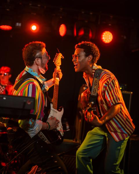 Enrique Perez gets FUNKY